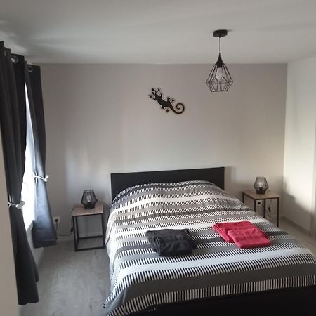 Les Lauriers Roses Apartman Fontvieille Kültér fotó
