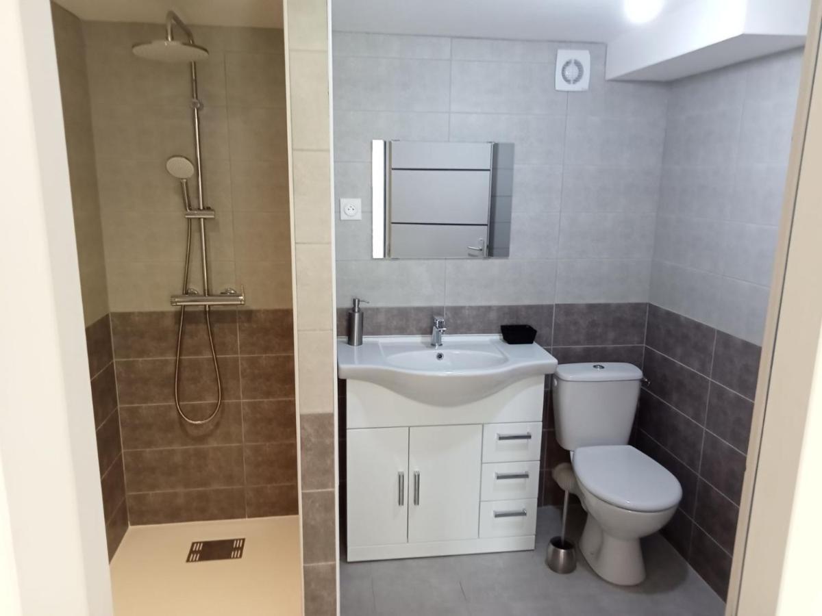Les Lauriers Roses Apartman Fontvieille Kültér fotó