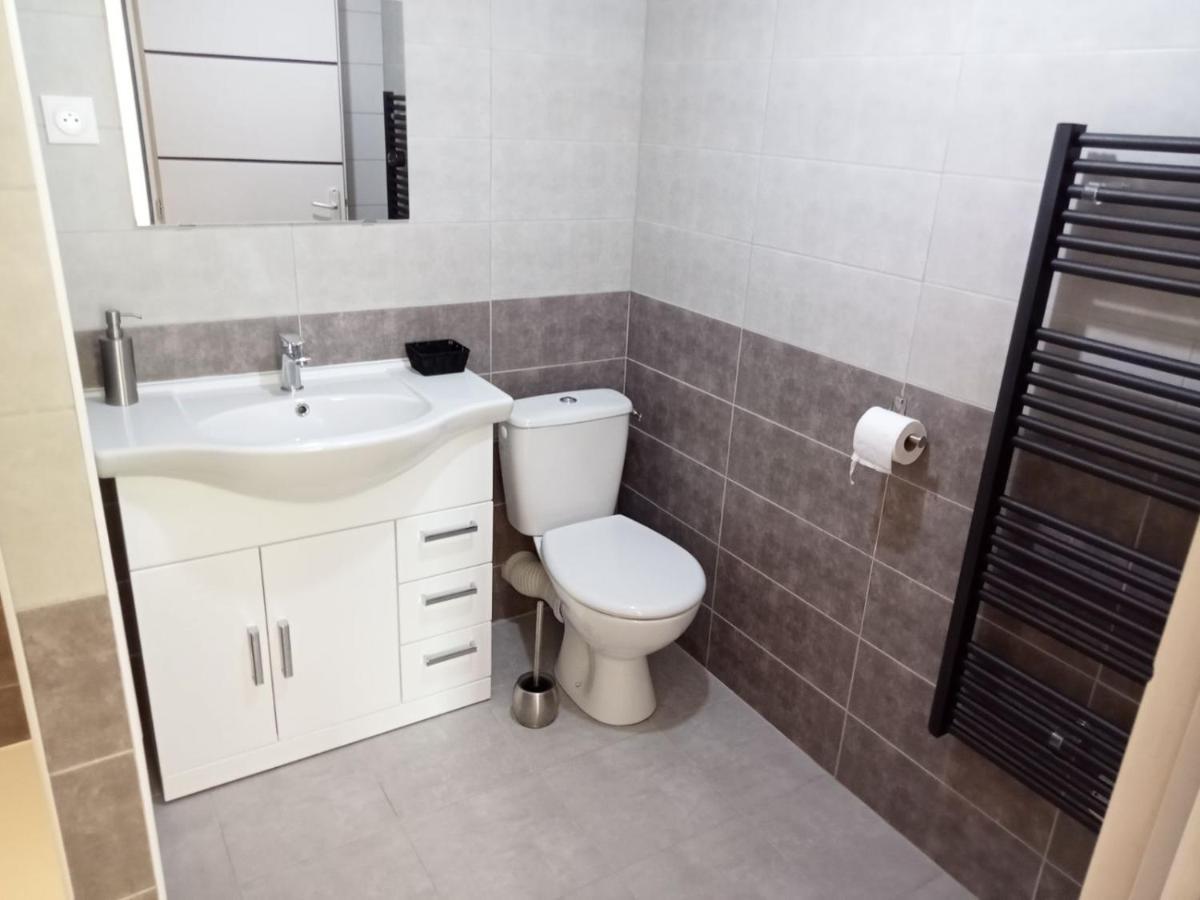 Les Lauriers Roses Apartman Fontvieille Kültér fotó